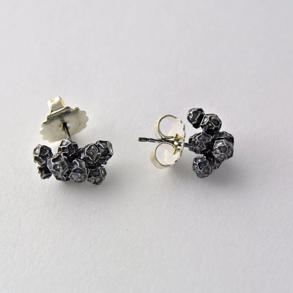 Cluster of peppercorns stud earrings, made in solid sterling silver