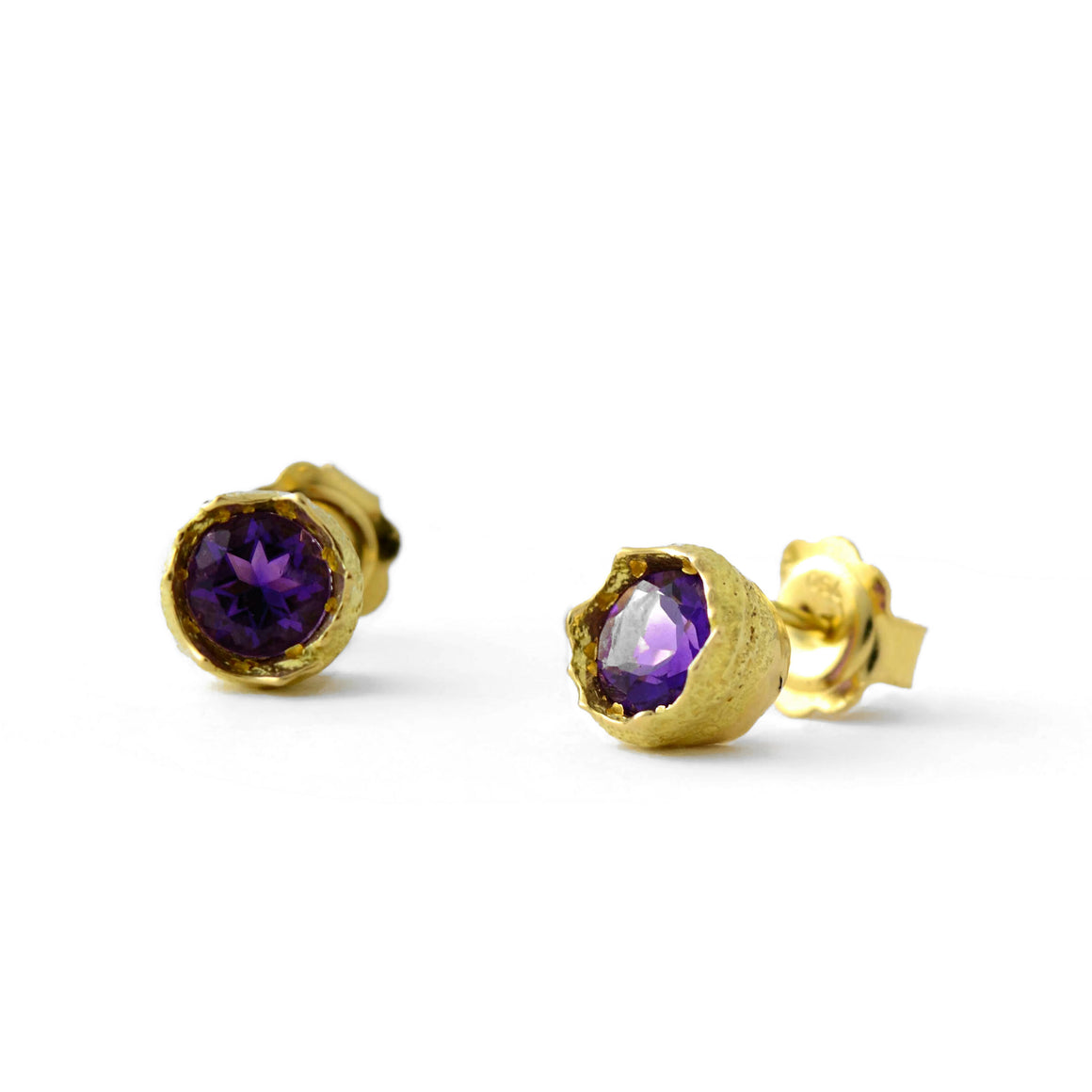 18ct fairtrade gold stud earrings with a 5 mm gemstone