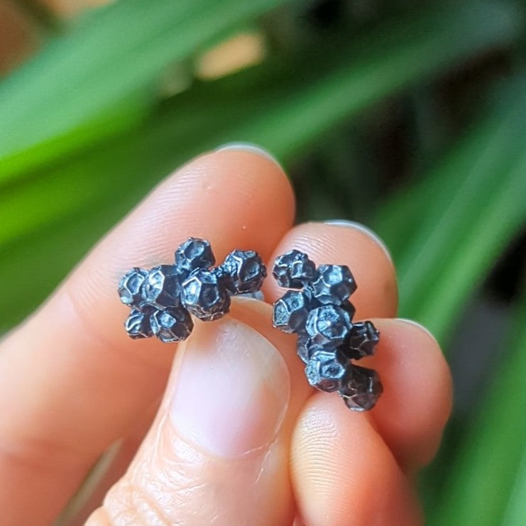 Cluster of peppercorns stud earrings, made in solid sterling silver