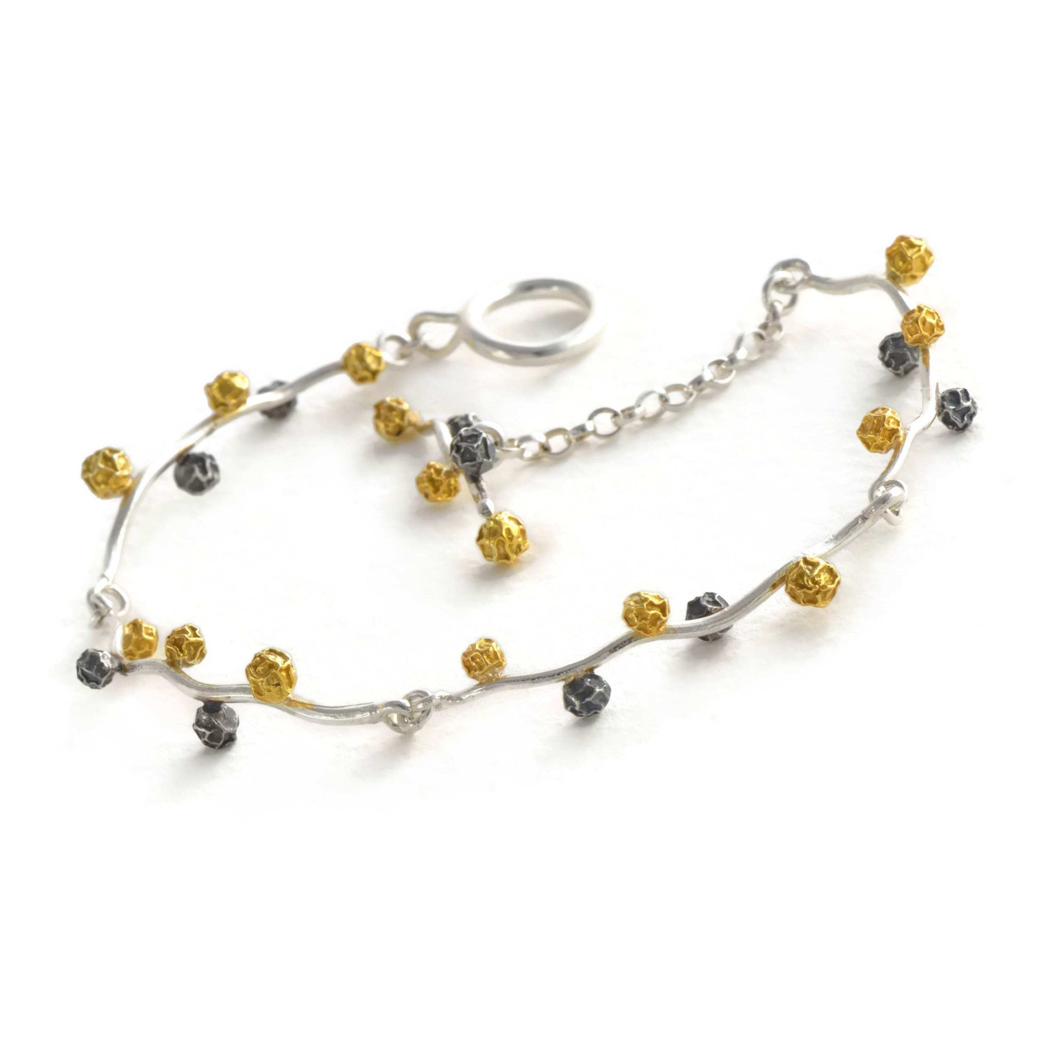 Post32 | Handmade jewelry bracelets, Jewelry accessories ideas, Bracelets  handmade beaded