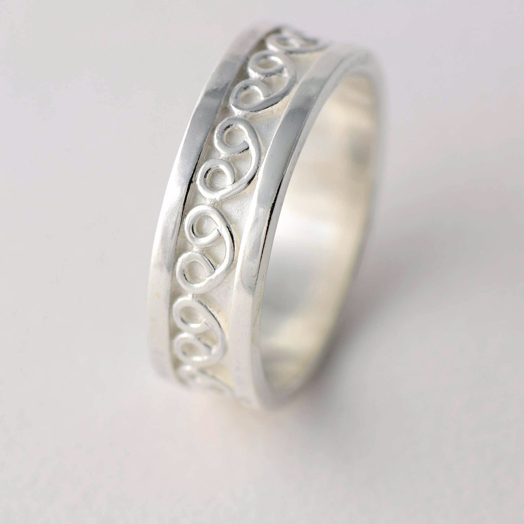 Sterling silver love- hearts patterned ring band