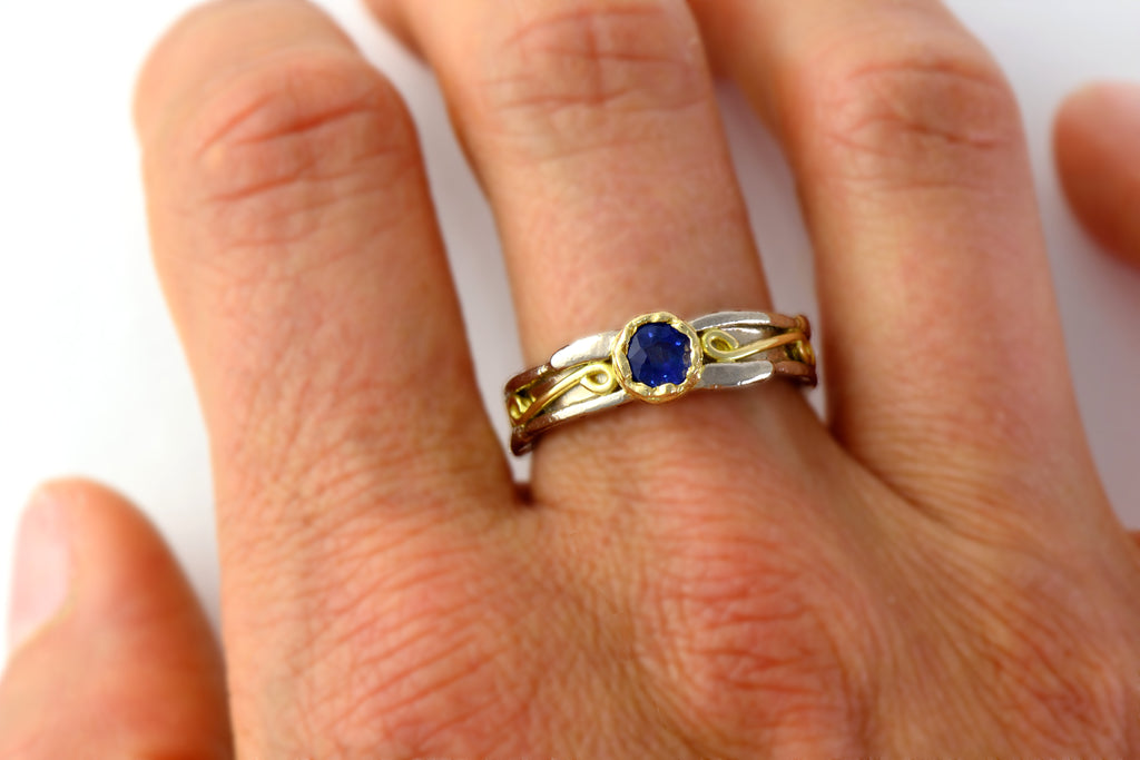 18 carat solid gold and blue sapphire engagement ring - raw solitaire gold ring – engagement texture ring –  sapphire solitaire ring