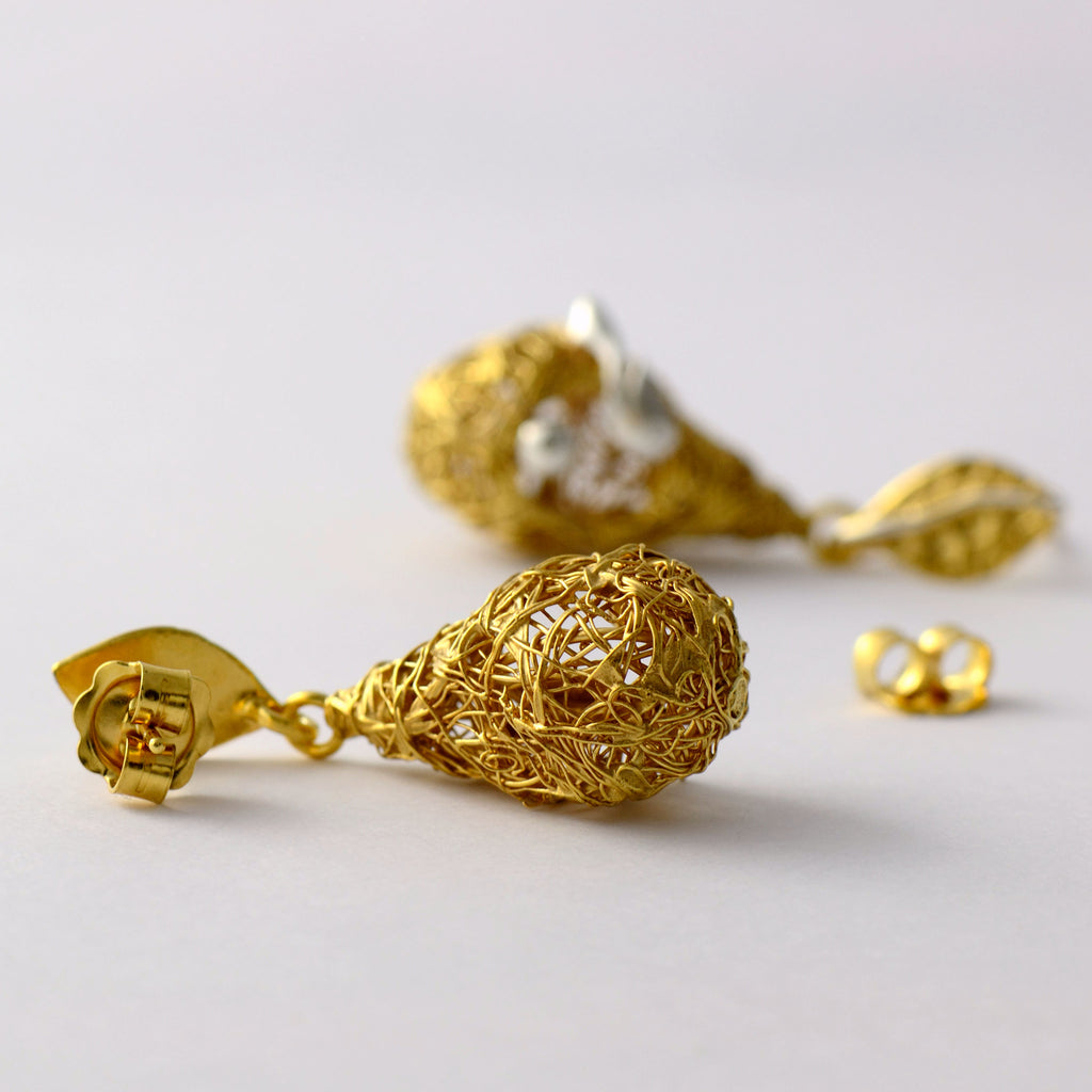 gold drop earrings 