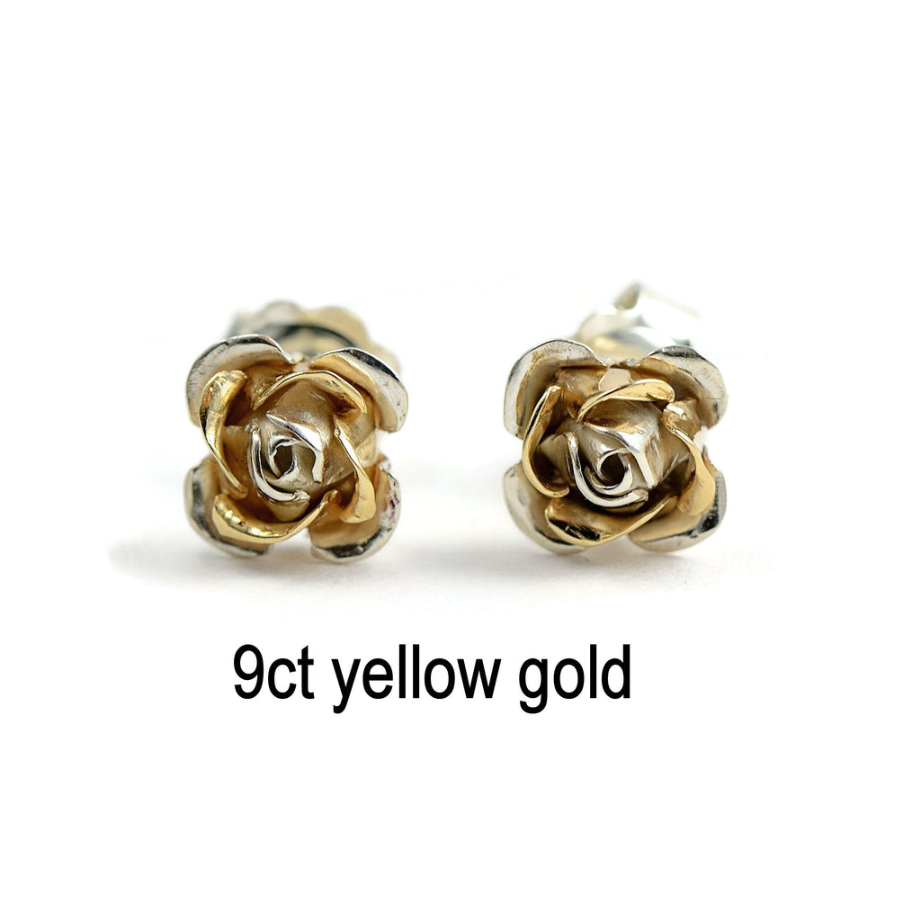yellow gold stud earrings 