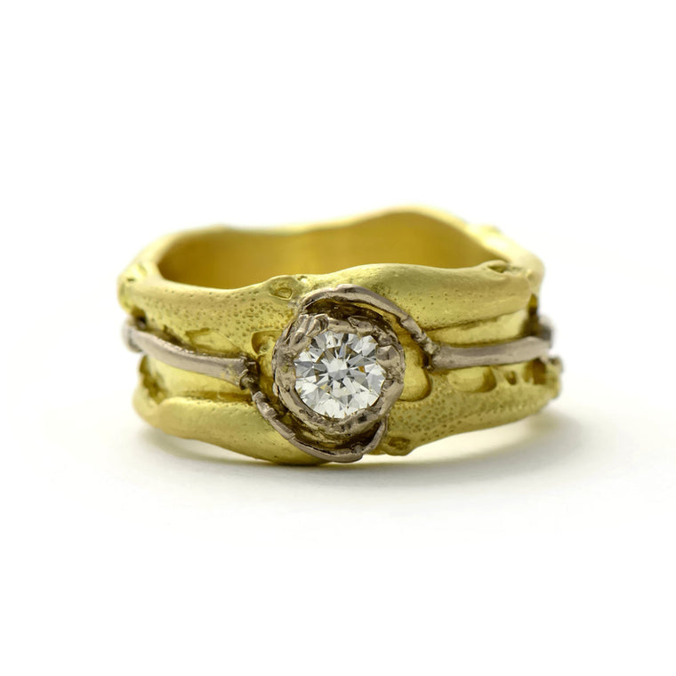 unique diamond and 18ct gold contemporary ring 
